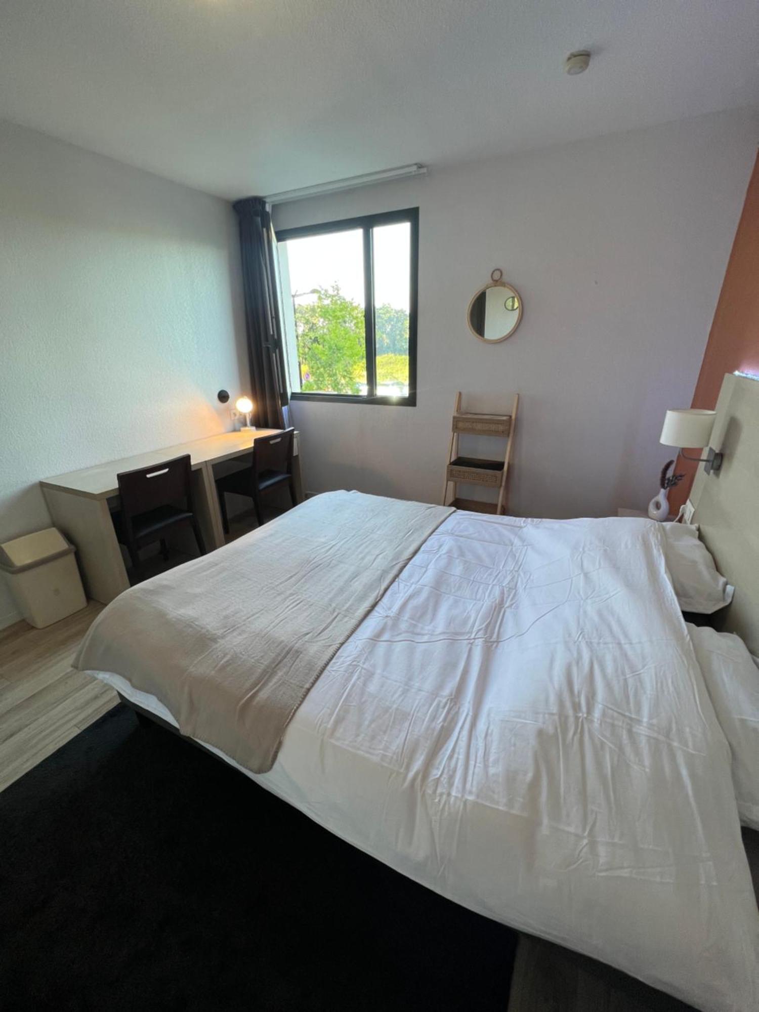 Studio Appart'Hotel Gare Tgv Avec Place Privee أفينيون المظهر الخارجي الصورة